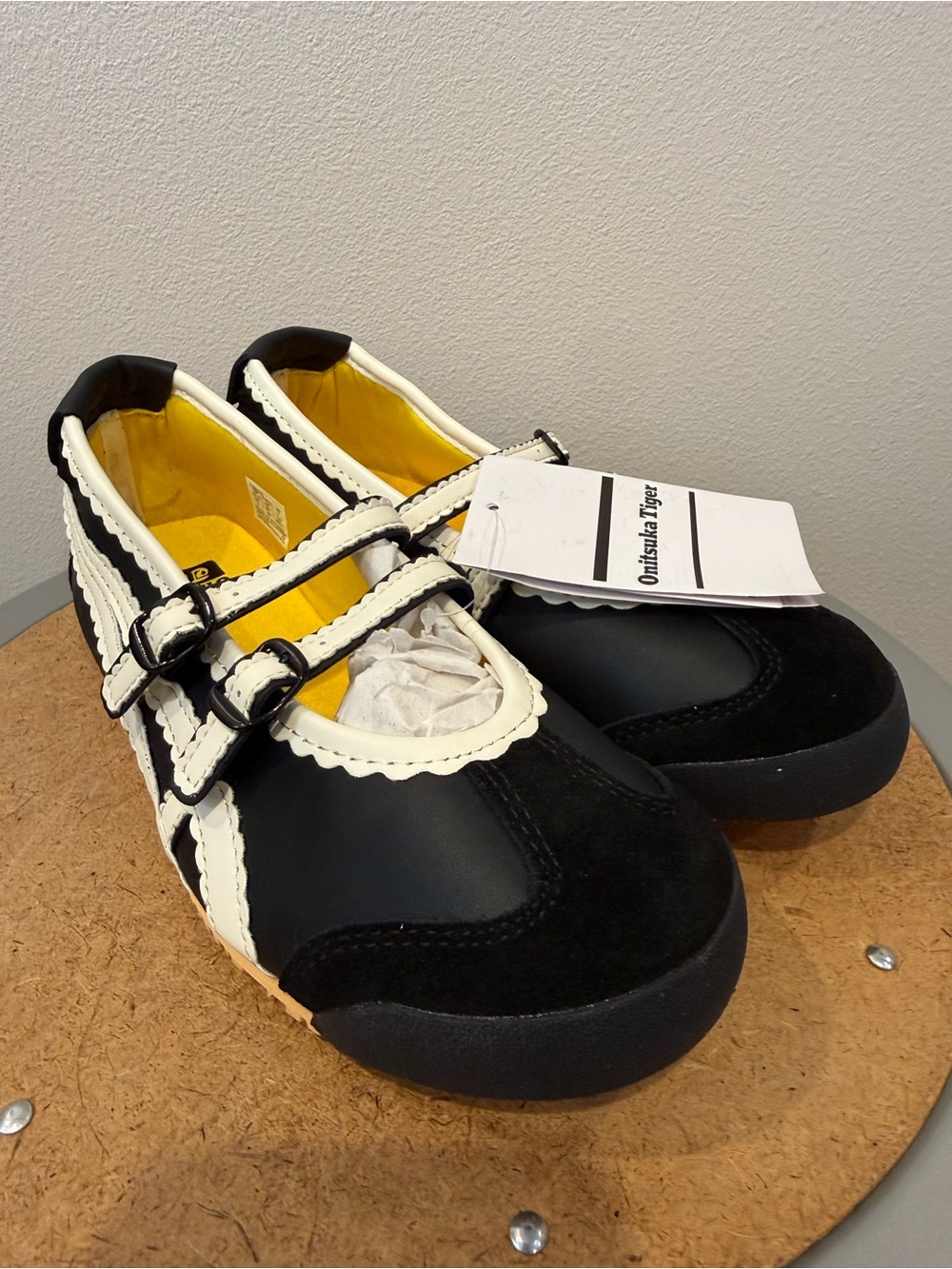 Onitsuka Tiger Mexico 66 TGRD by Asics Black and White Mary Jane Sneakers - Picture 3 of 7